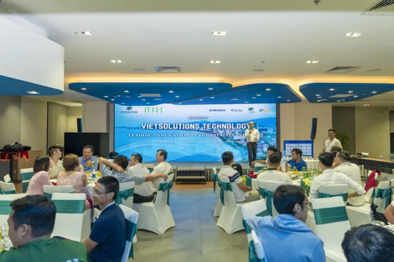 Đồng hành cùng Vietsolutions Technology tại sự kiện